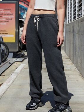 Brandy Melville pants